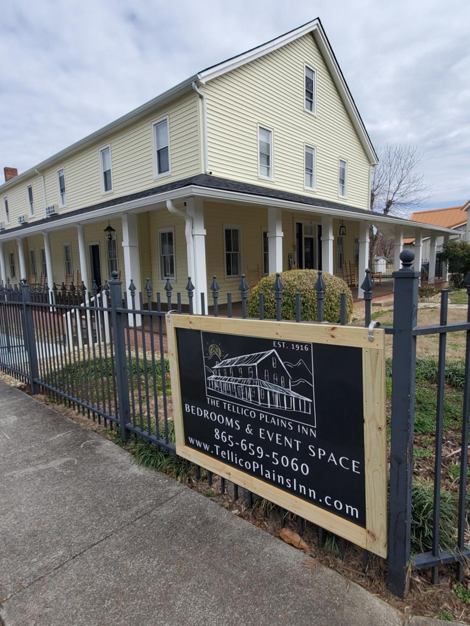 Inn The And Event Venue Tellico Plains