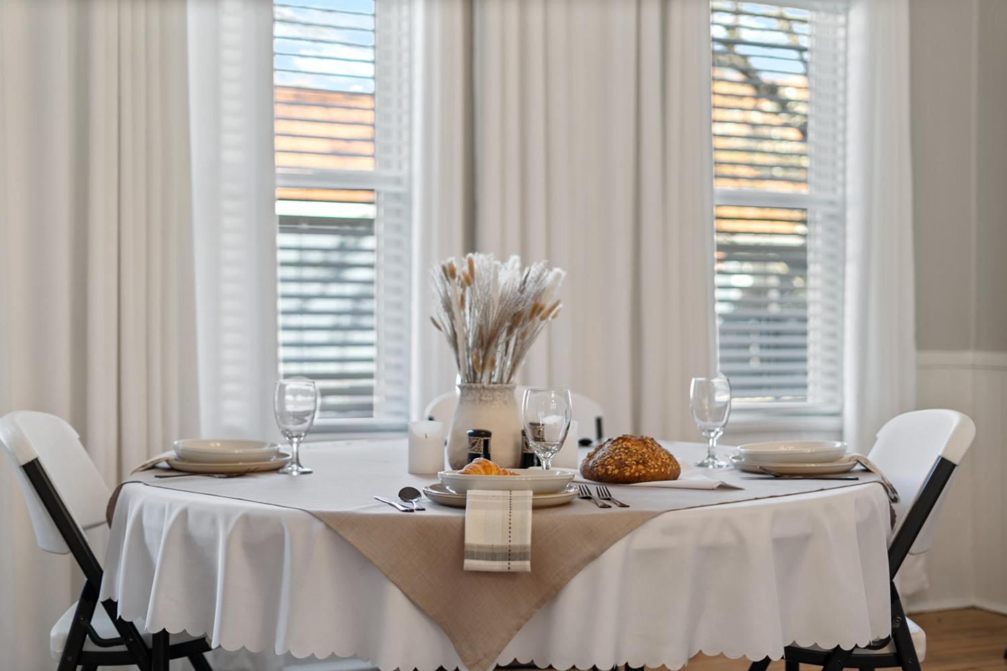 Inn The And Event Venue Tellico Plains